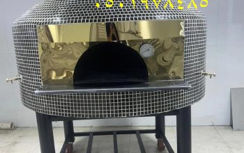 يبيع أفران البيتزا